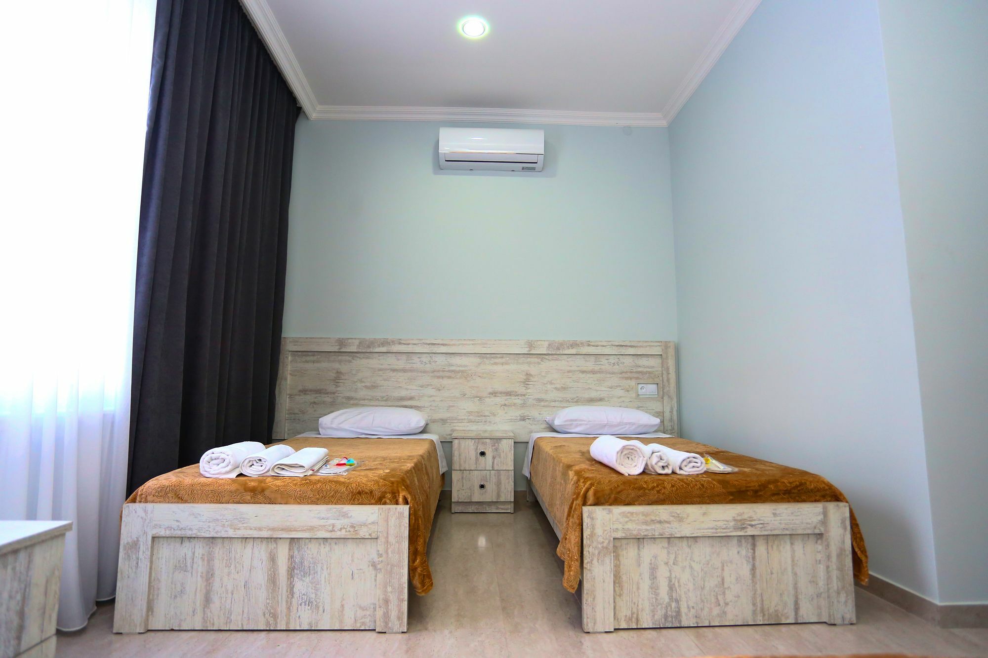 Hotel City Kutaisi Exteriör bild
